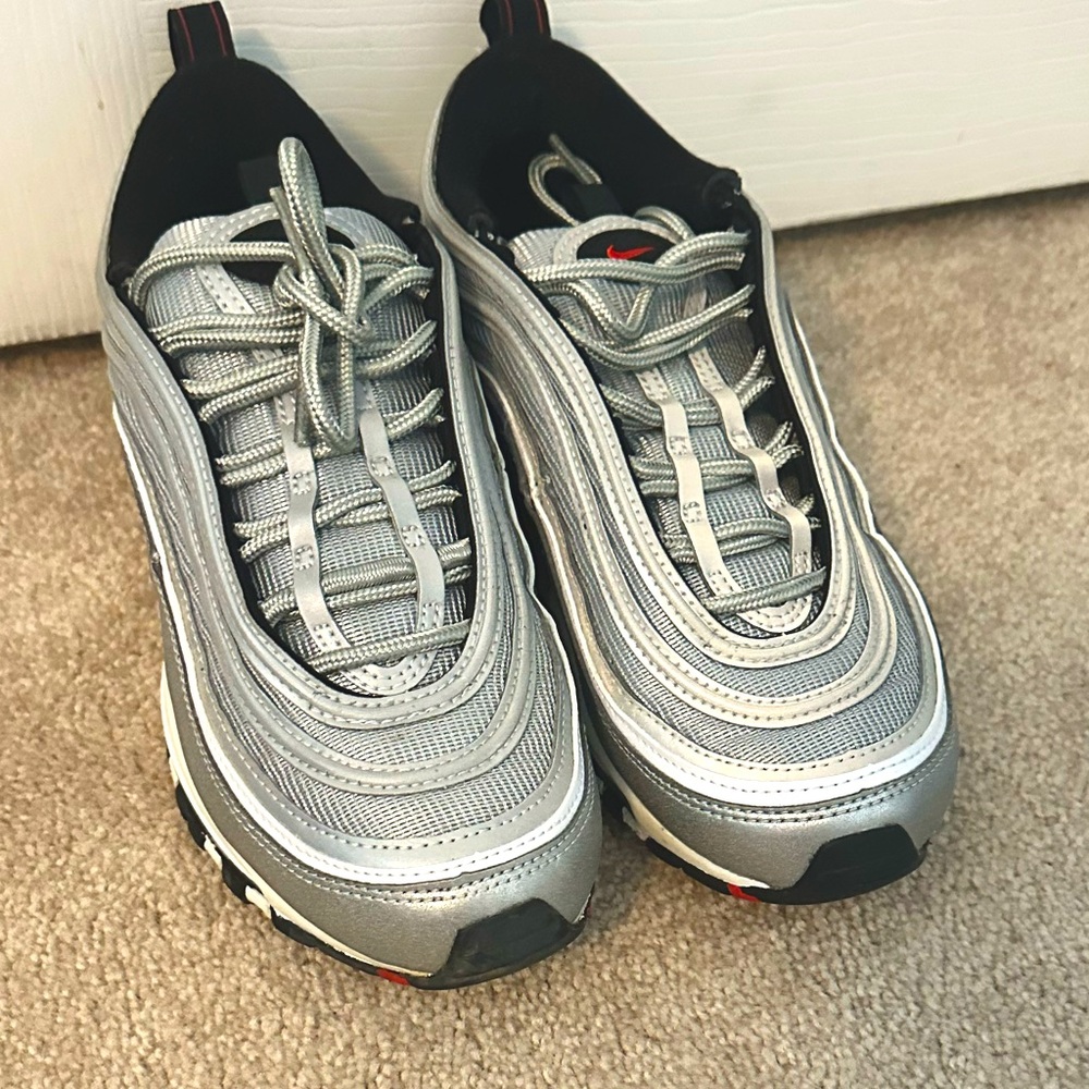 Women’s Nike Air Max 97 OG Metallic Silver Sneakers